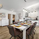 Ferienhaus Awesome In Nedeščina