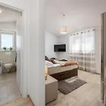 Awesome In Ferienhaus